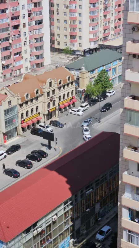 Kirayə verilir 2 otaqlı mənzil 90 m²