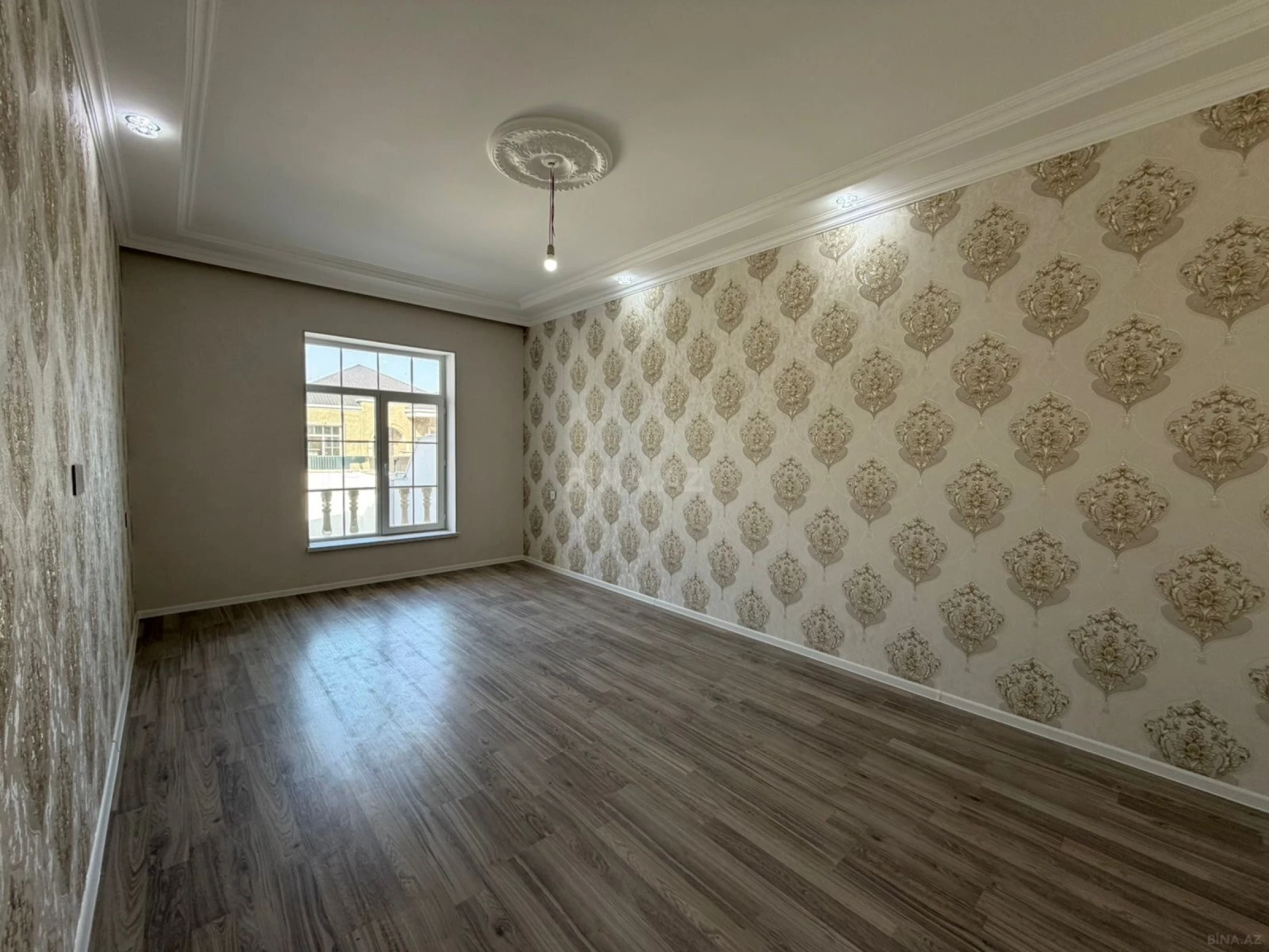 Satılır 4 otaqlı həyət evi 120 m²