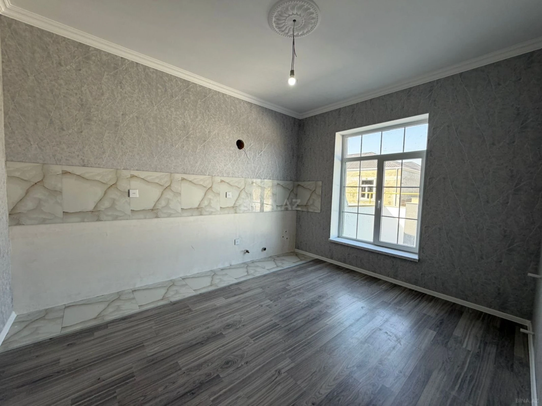 Satılır 4 otaqlı həyət evi 120 m²