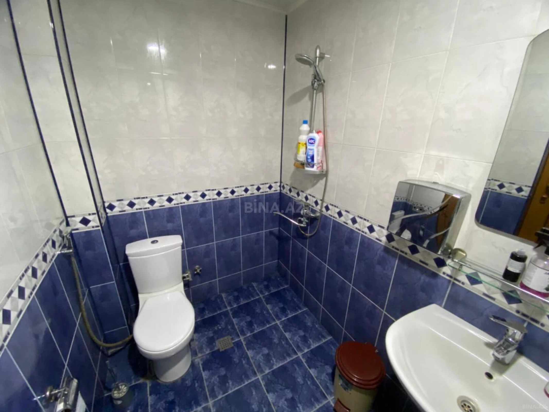 Satılır 3 otaqlı ofis 88 m²