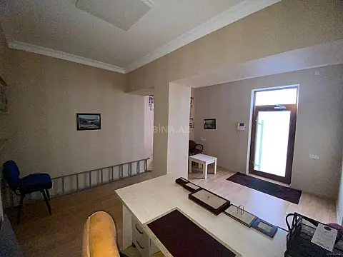 Satılır 3 otaqlı ofis 88 m²