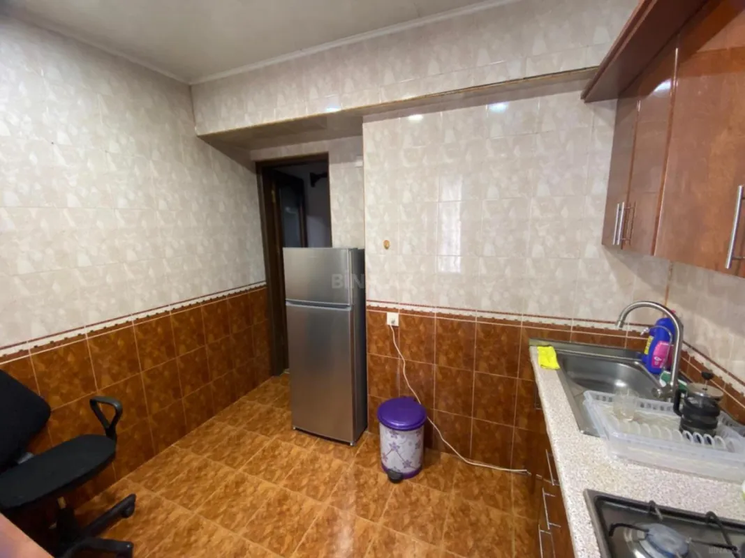 Satılır 3 otaqlı ofis 88 m²