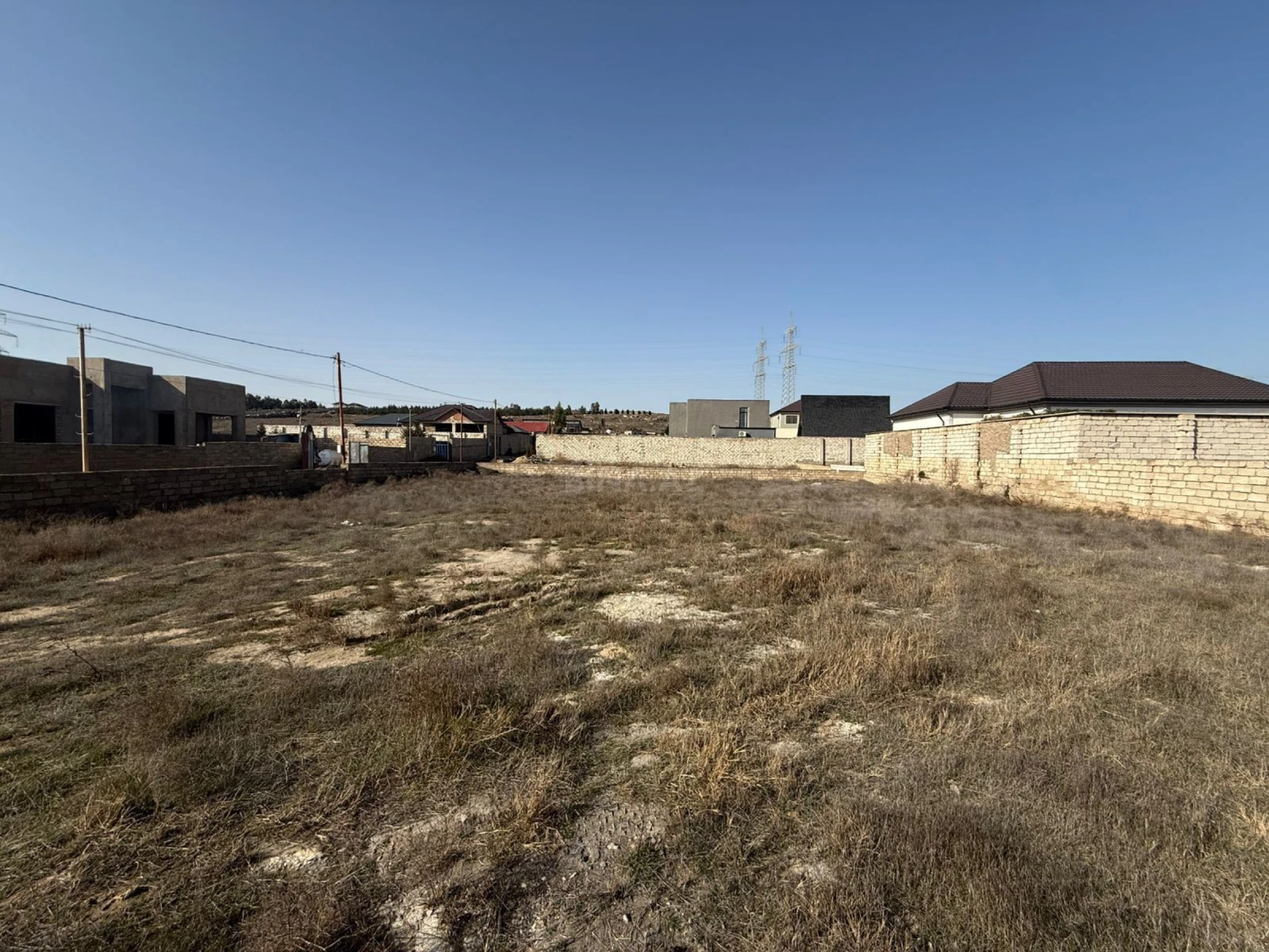 Satılır torpaq sahəsi 12 m²