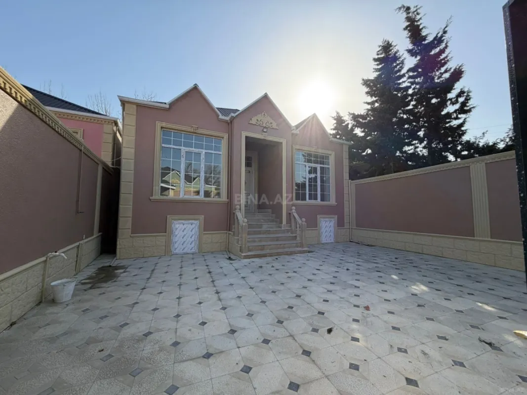 Satılır 4 otaqlı həyət evi 120 m²