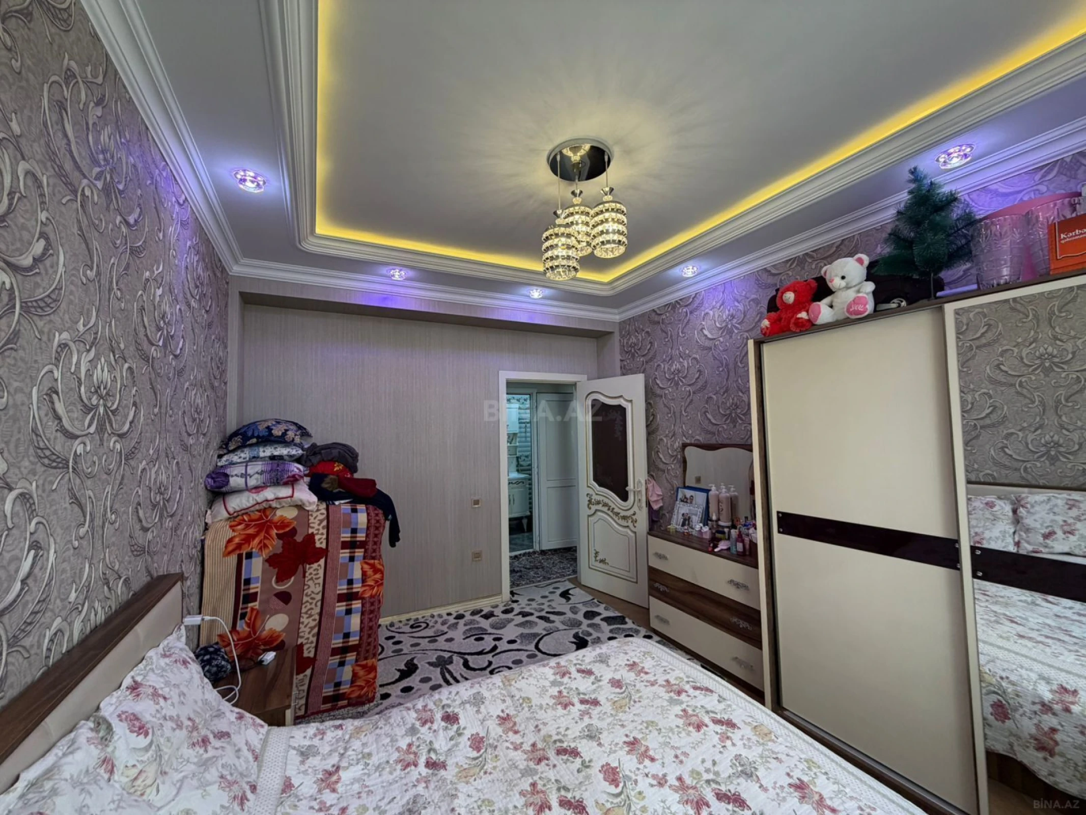 Satılır 2 otaqlı mənzil 60 m²