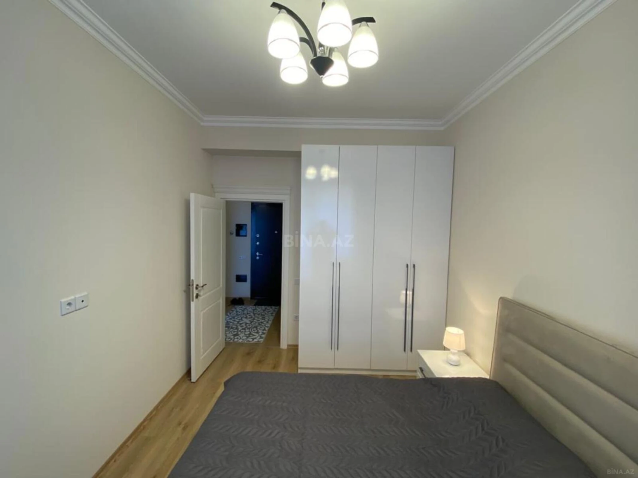 Kirayə verilir 1 otaqlı mənzil 40 m²