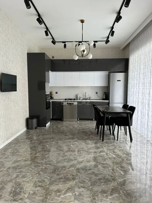 Satılır 4 otaqlı həyət evi 167 m²