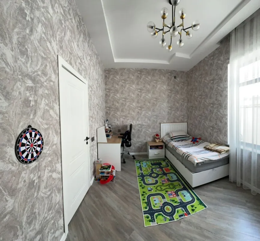 Satılır 4 otaqlı həyət evi 167 m²