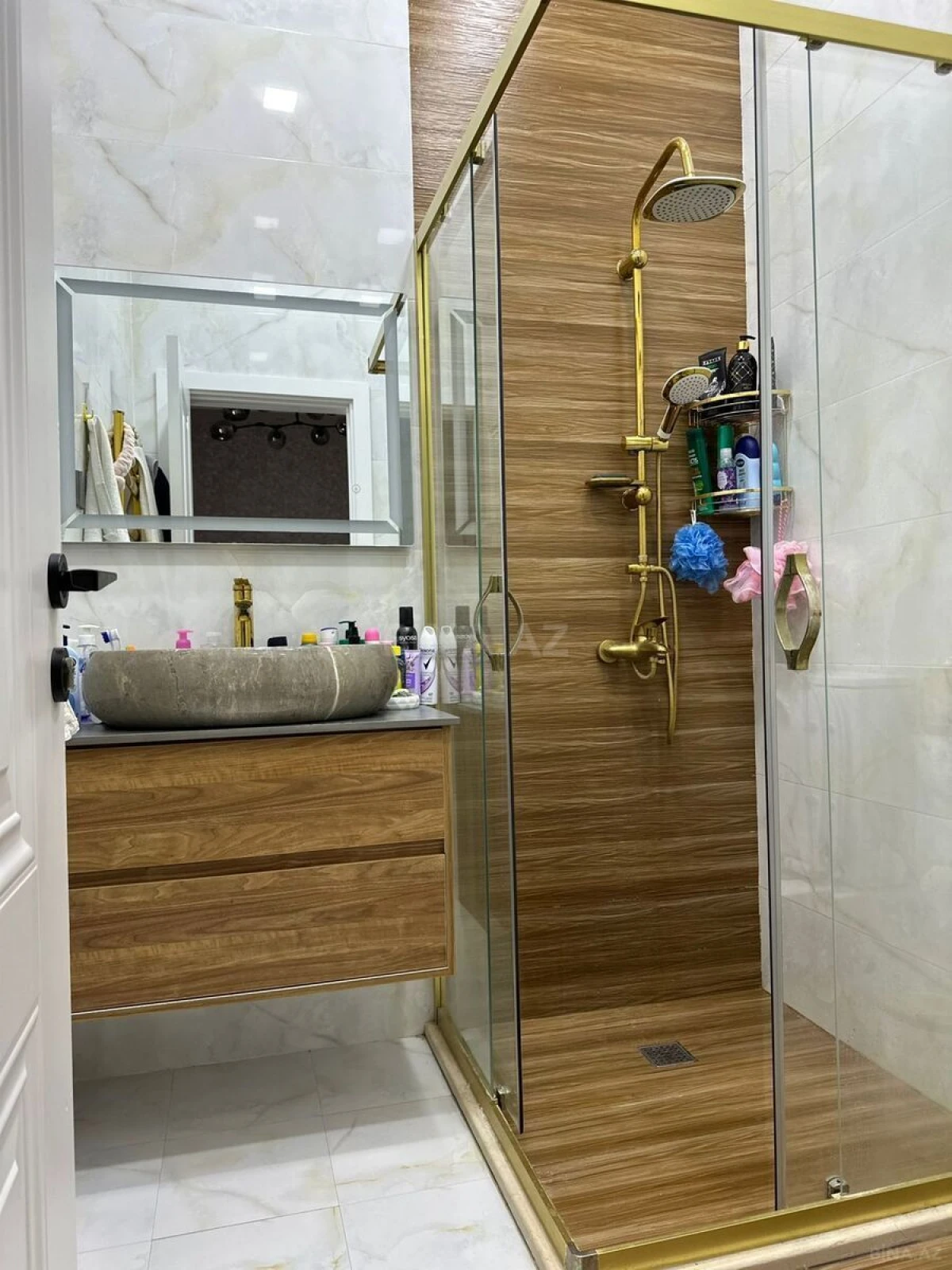 Satılır 4 otaqlı həyət evi 167 m²