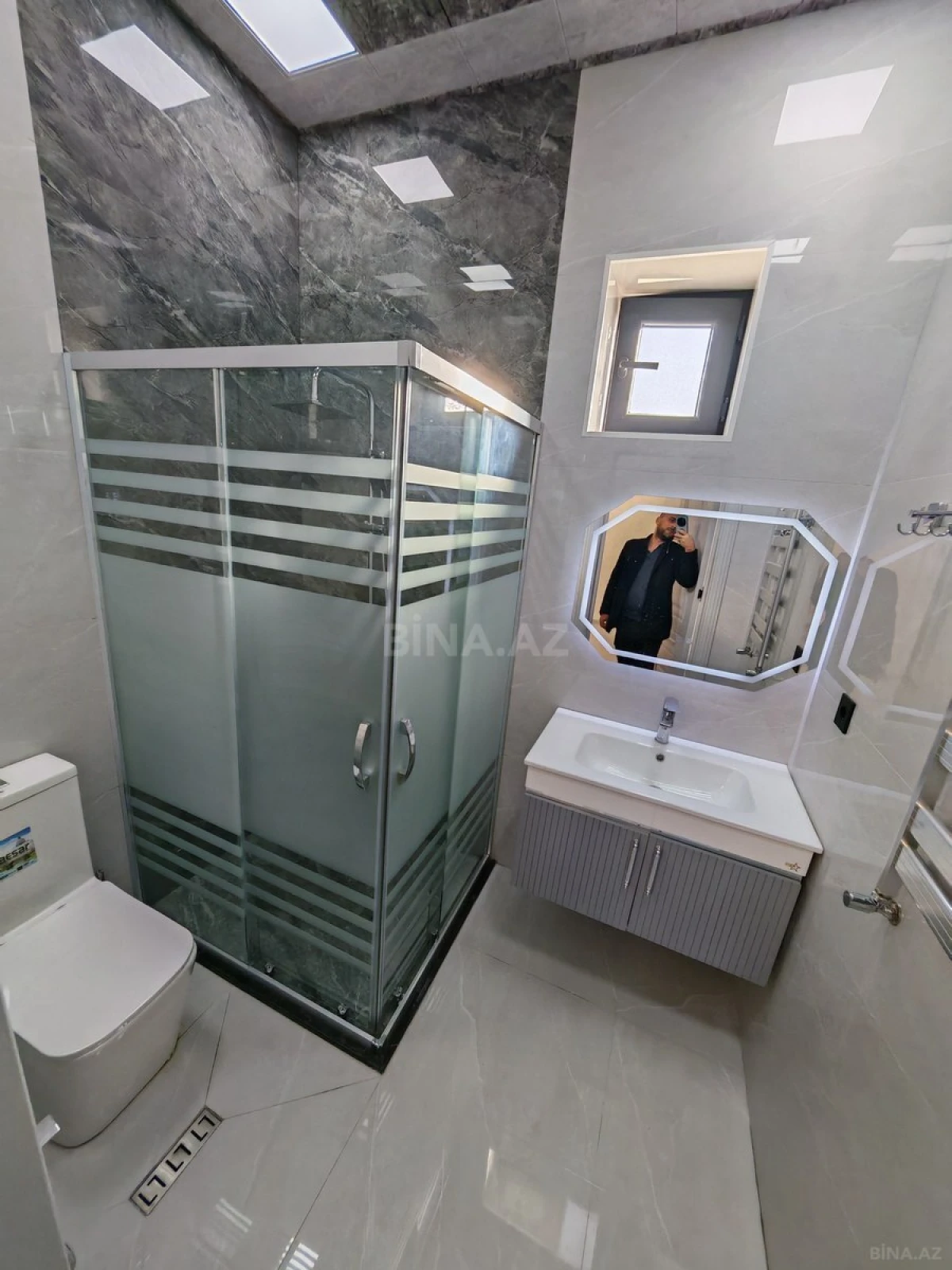 Satılır 4 otaqlı həyət evi 145 m²