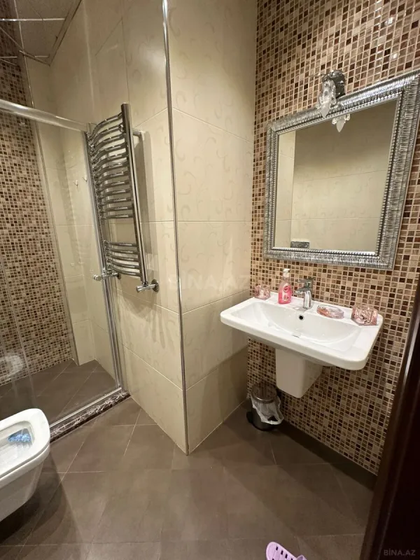 Kirayə verilir 3 otaqlı mənzil 98 m²