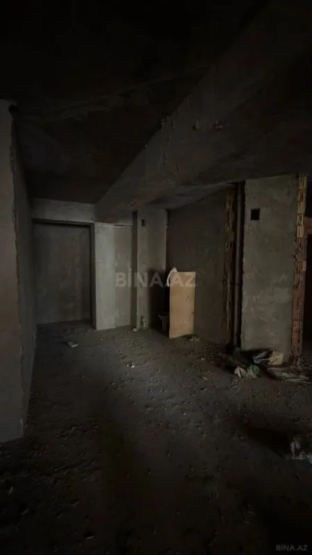 Satılır 3 otaqlı mənzil 138 m²