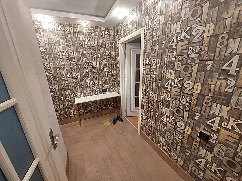 Kirayə verilir 2 otaqlı mənzil 43 m²