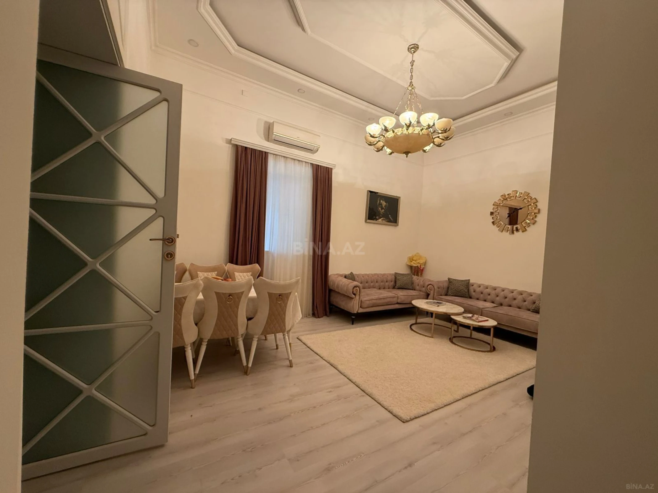 Kirayə verilir 2 otaqlı mənzil 65 m²