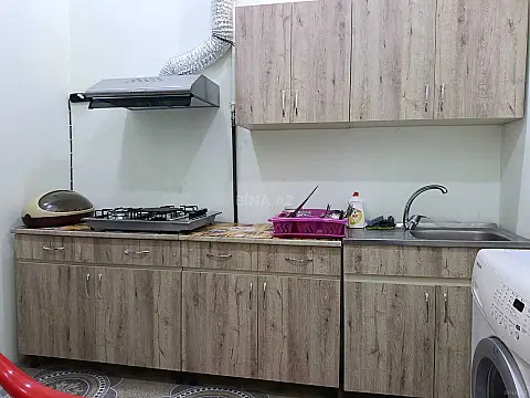 Kirayə verilir 2 otaqlı mənzil 70 m²