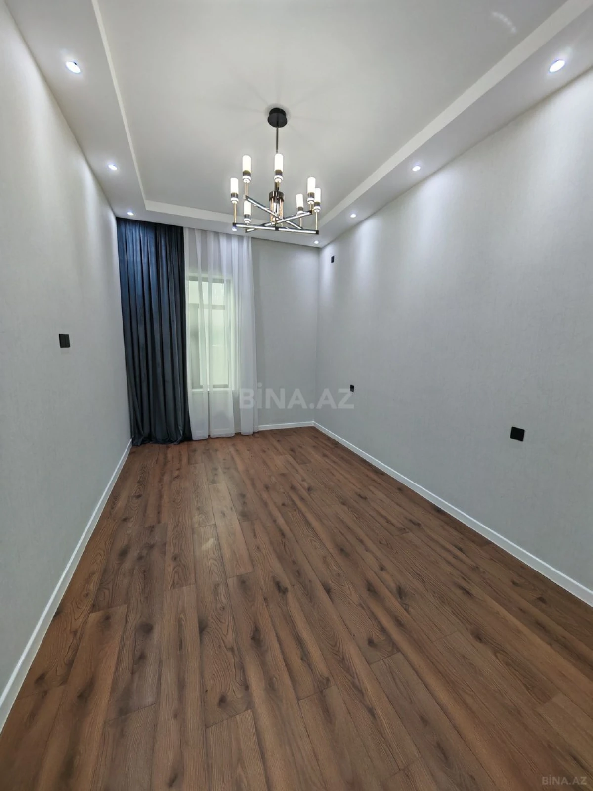 Satılır 4 otaqlı həyət evi 188 m²