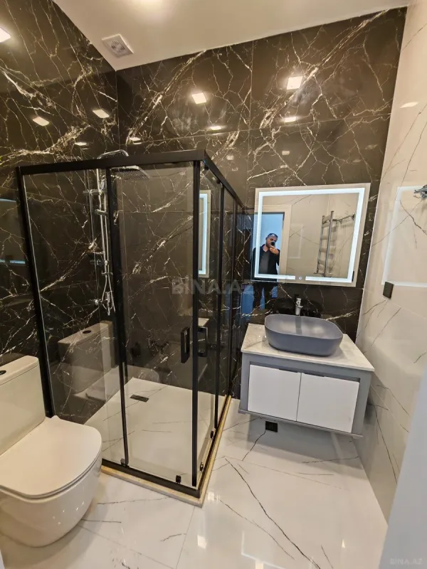 Satılır 4 otaqlı həyət evi 188 m²