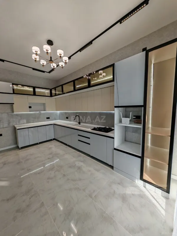 Satılır 4 otaqlı həyət evi 188 m²