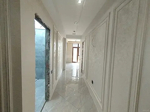 Satılır 2 otaqlı mənzil 90 m²