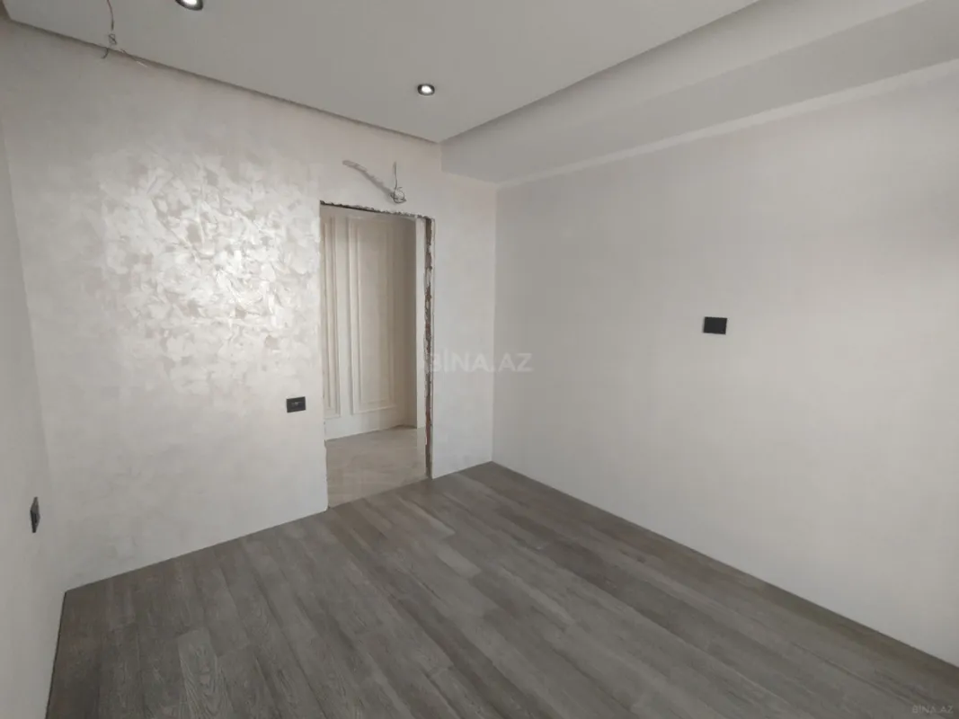 Satılır 2 otaqlı mənzil 90 m²