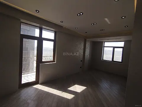 Satılır 2 otaqlı mənzil 90 m²