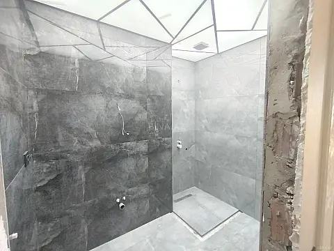 Satılır 2 otaqlı mənzil 90 m²