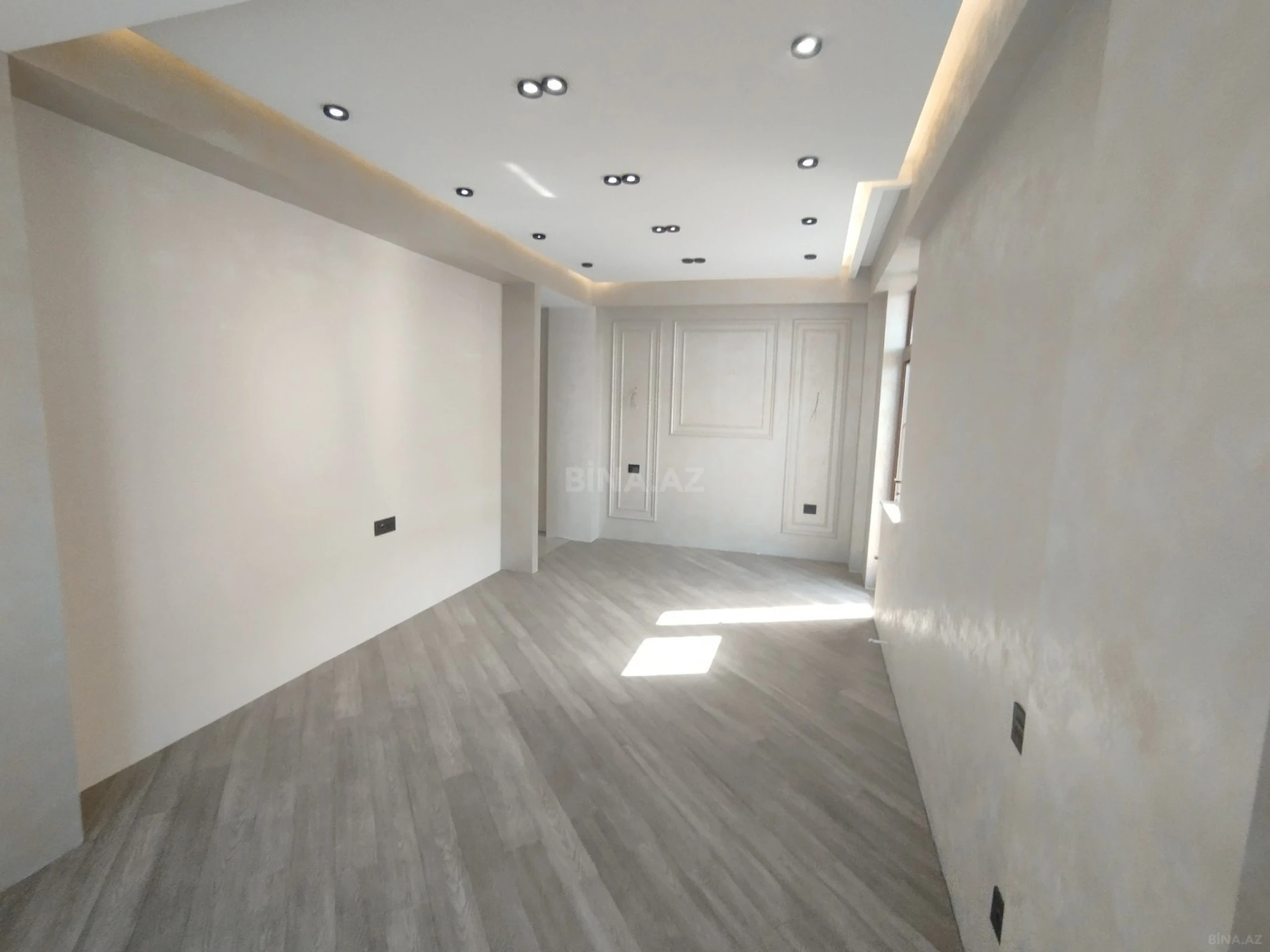 Satılır 2 otaqlı mənzil 90 m²