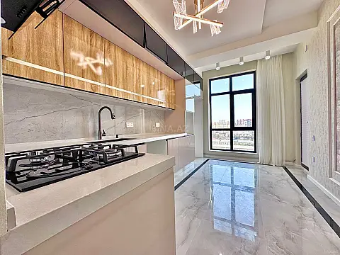 Satılır 2 otaqlı mənzil 77 m²