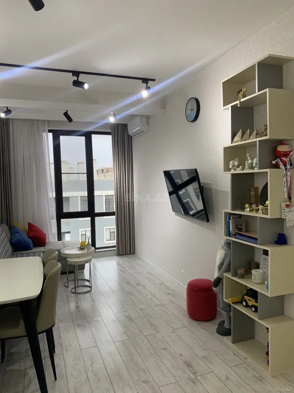 Satılır 2 otaqlı mənzil 62 m²