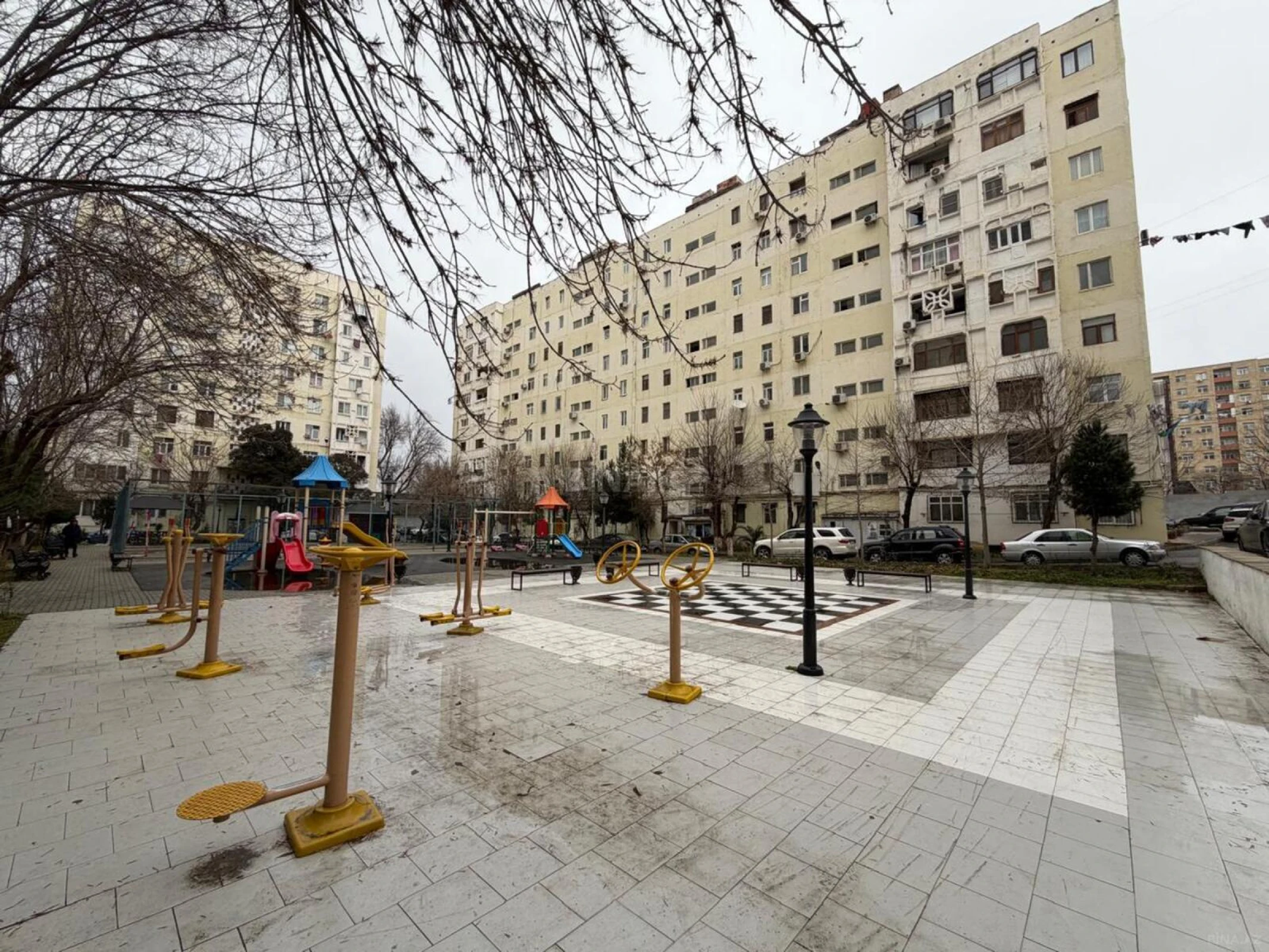 Satılır 2 otaqlı mənzil 60 m²