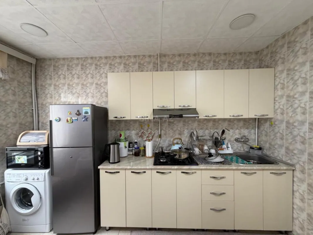 Satılır 2 otaqlı mənzil 60 m²