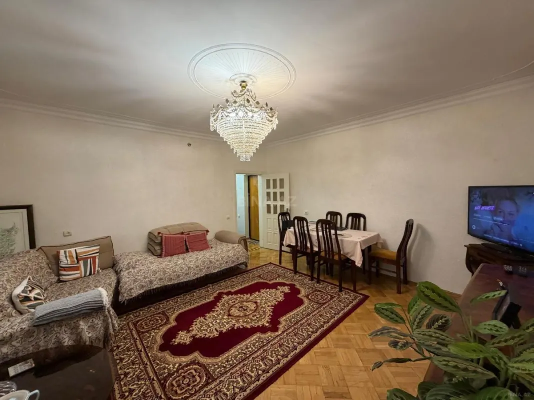 Satılır 2 otaqlı mənzil 60 m²