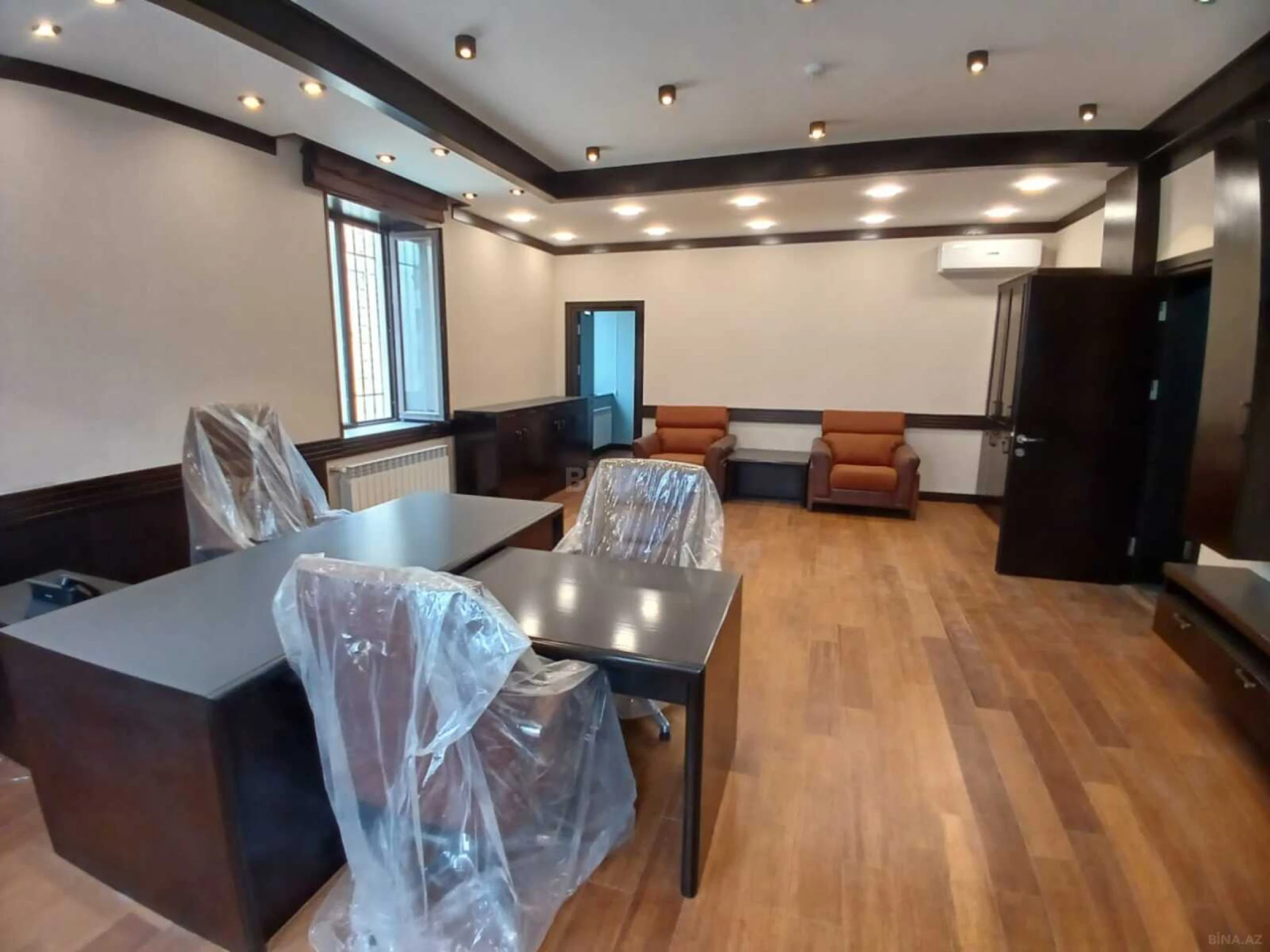 Kirayə verilir 20 otaqlı ofis 600 m²