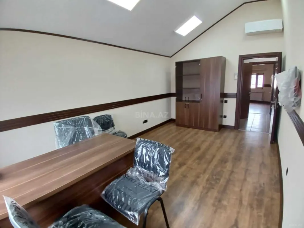 Kirayə verilir 20 otaqlı ofis 600 m²