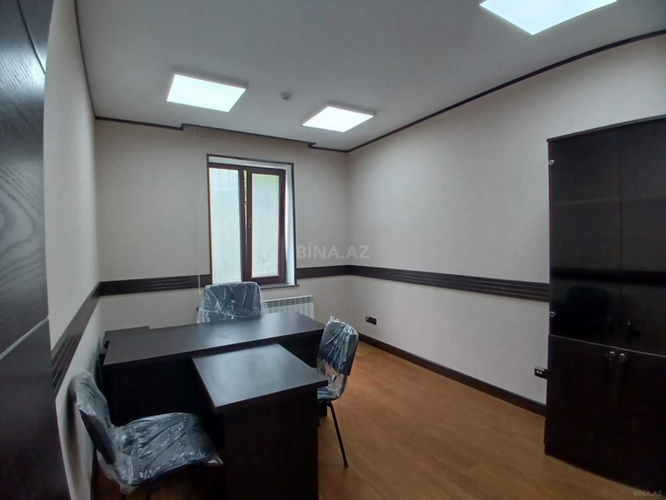 Kirayə verilir 20 otaqlı ofis 600 m²