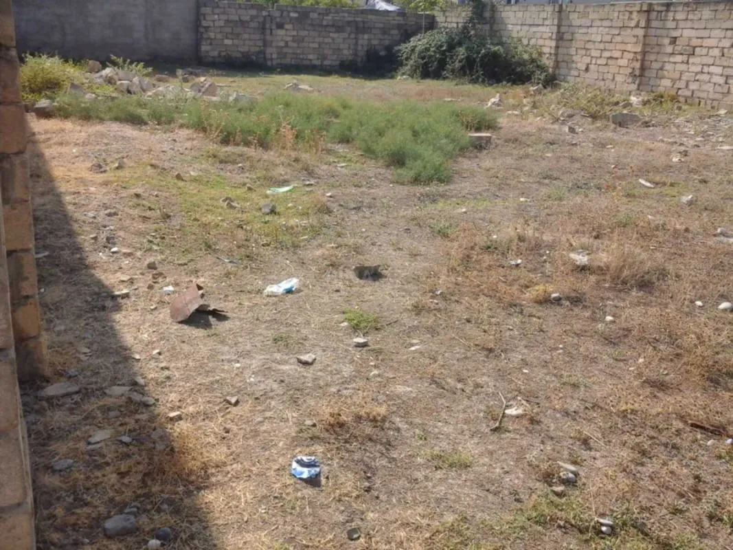 Satılır torpaq sahəsi 4 m²