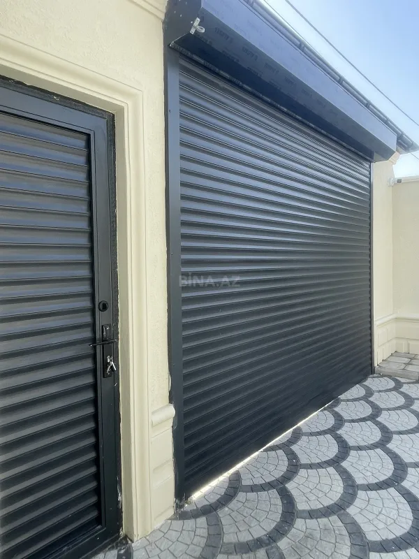 Satılır 5 otaqlı həyət evi 220 m²