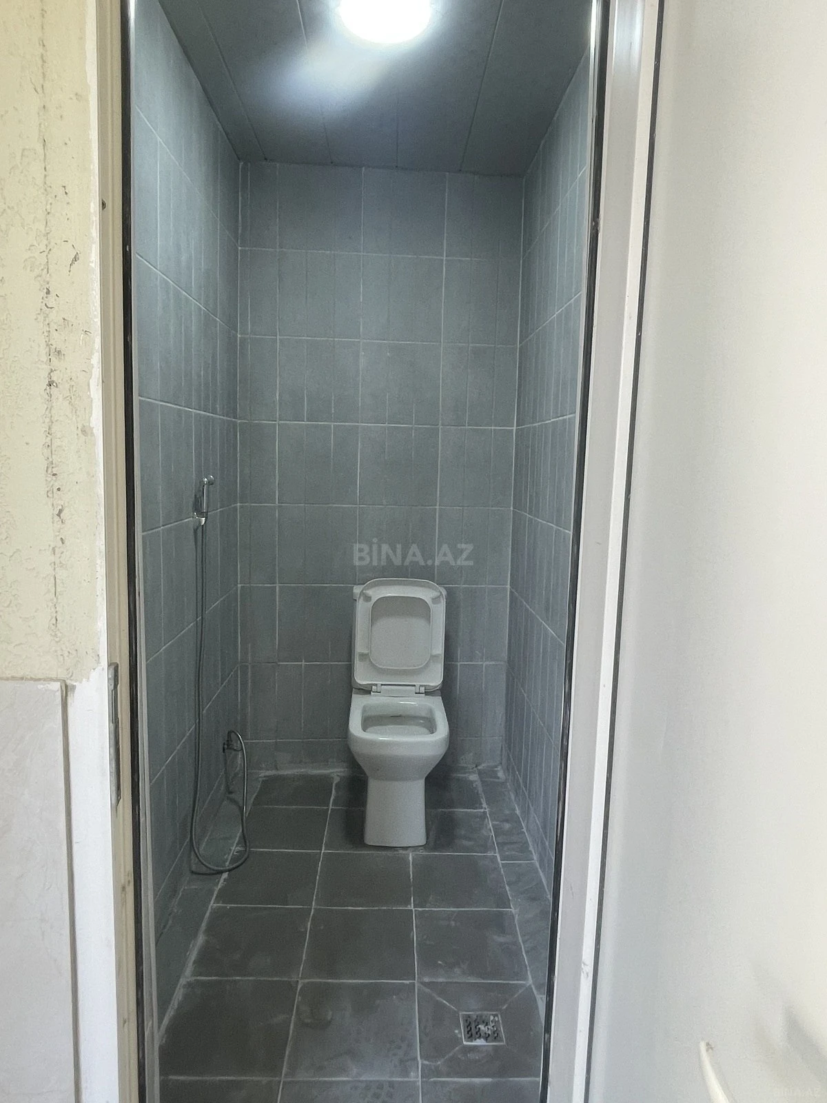 Satılır 5 otaqlı həyət evi 220 m²