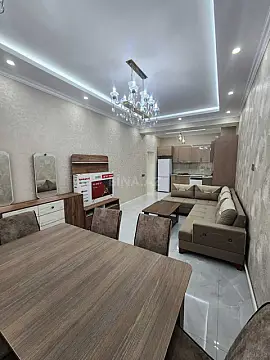 Kirayə verilir 4 otaqlı mənzil 130 m²