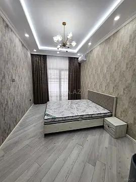 Kirayə verilir 4 otaqlı mənzil 130 m²