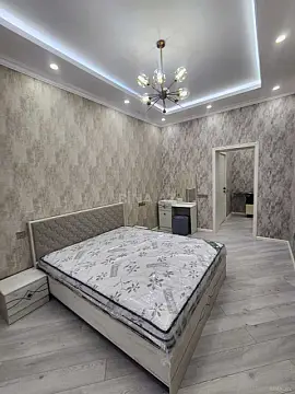 Kirayə verilir 4 otaqlı mənzil 130 m²