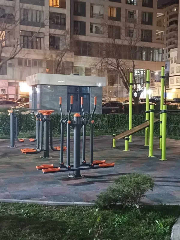 Kirayə verilir 2 otaqlı mənzil 55 m²