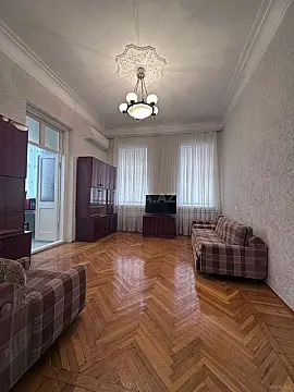 Kirayə verilir 2 otaqlı mənzil 60 m²