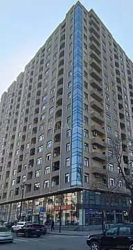 Satılır 3 otaqlı mənzil 132 m² — Bakı 3 otaq 132.00 m²