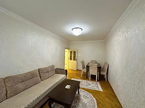 Satılır 2 otaqlı mənzil 60 m² — Bakı, Həzi Aslanov qəs. 2 otaq 60.00 m²