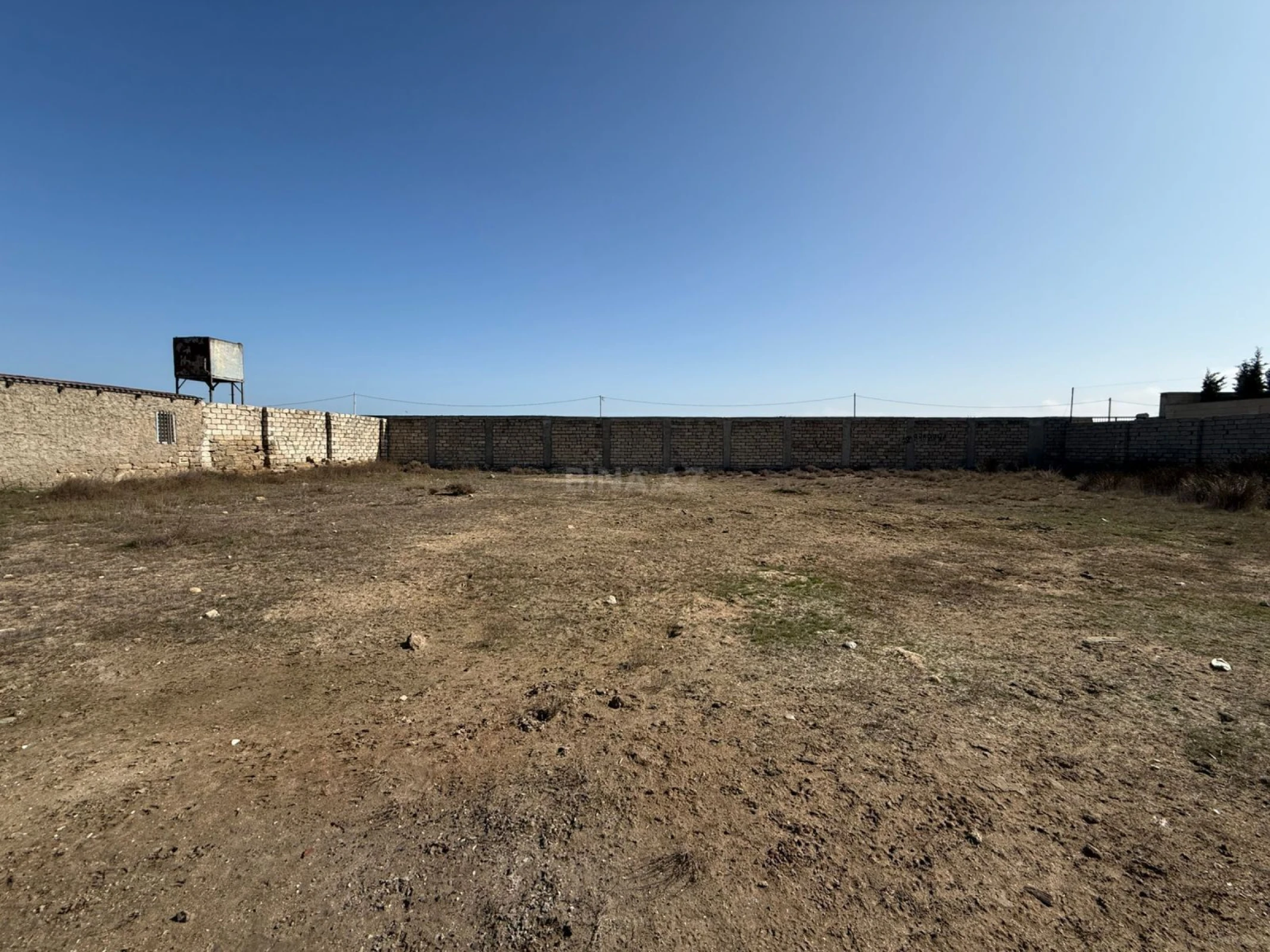 Satılır torpaq sahəsi 12 m²