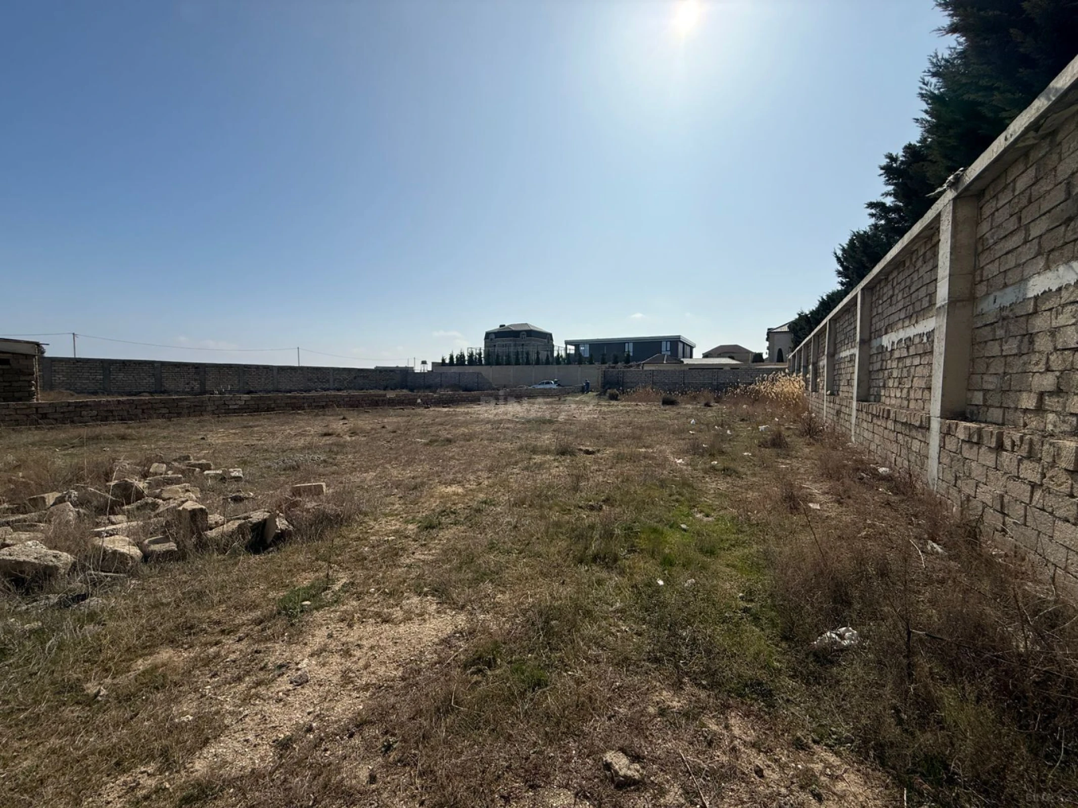 Satılır torpaq sahəsi 12 m²