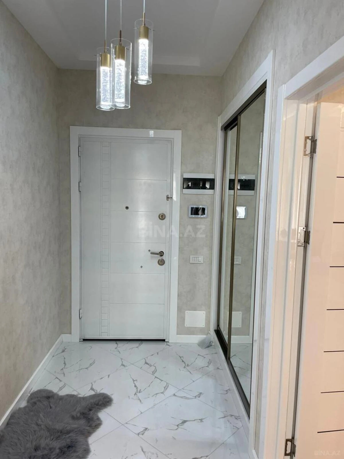 Kirayə verilir 3 otaqlı mənzil 110 m²