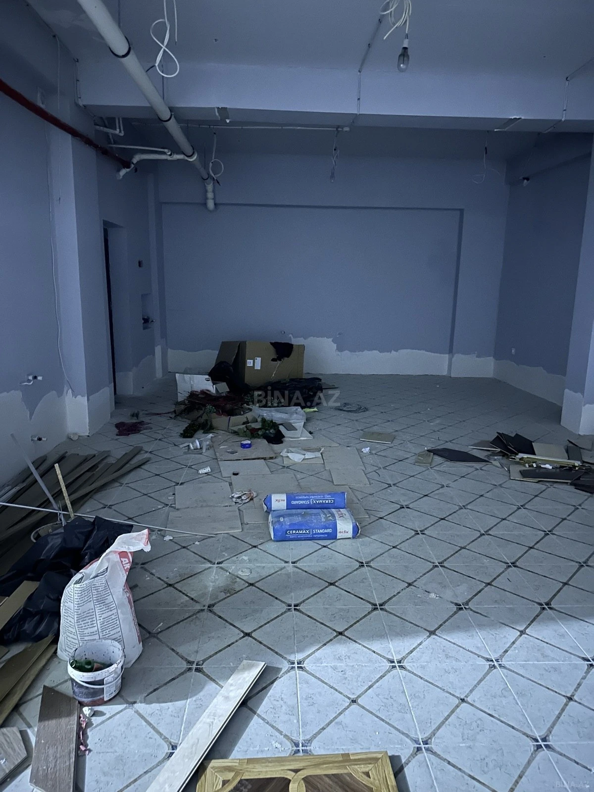 Kirayə verilir obyekt 300 m²