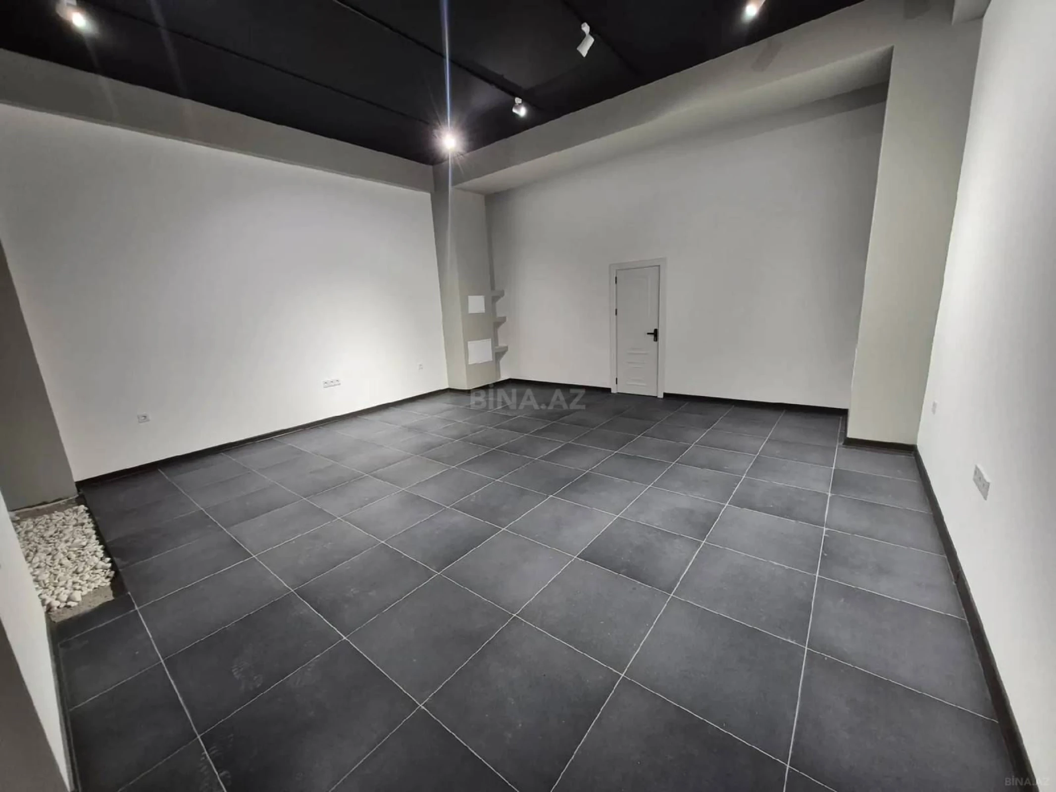 Kirayə verilir obyekt 70 m²